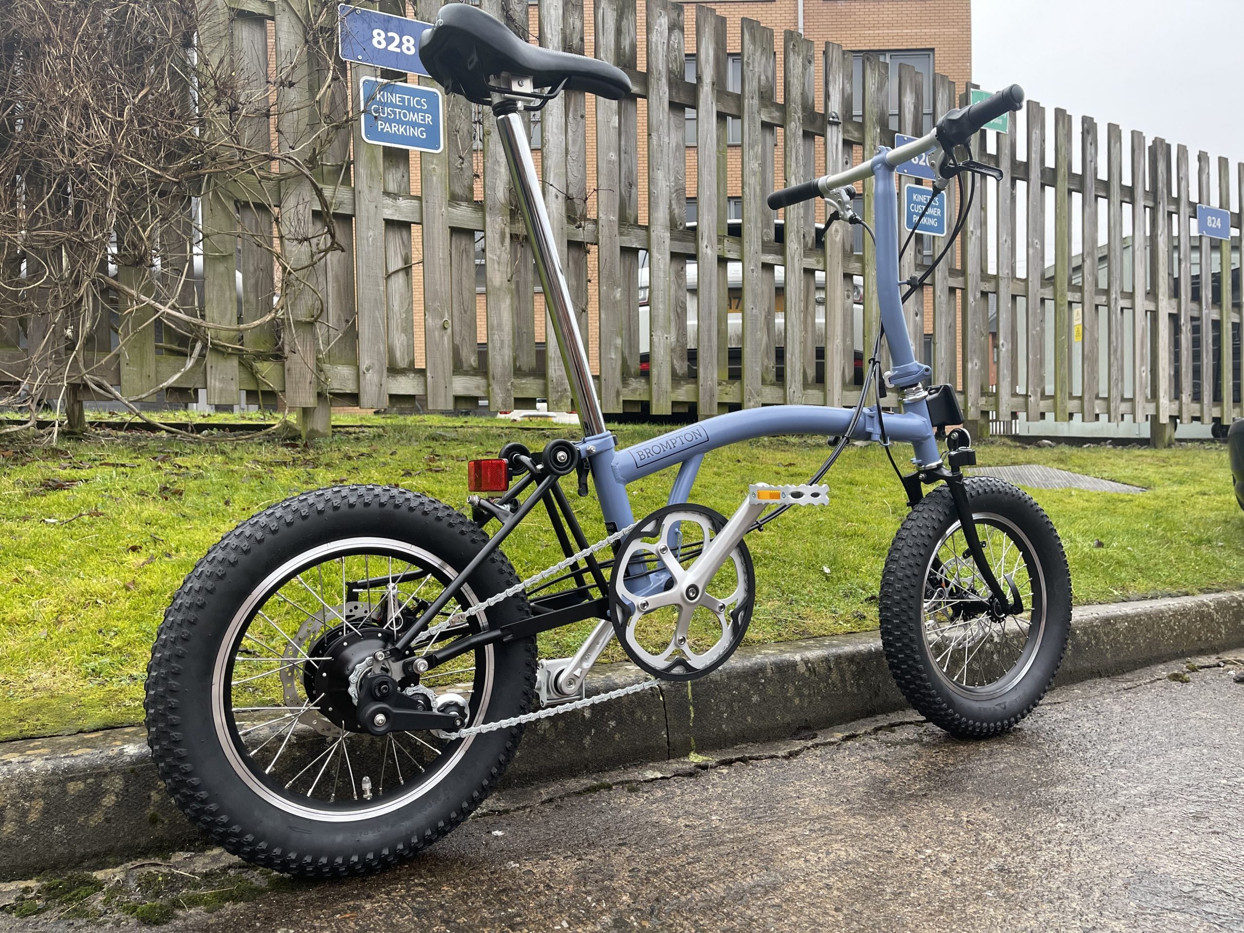 Cloud Blue Fat Brompton